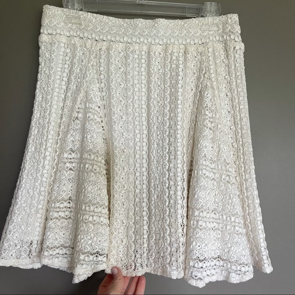 IRO Teejay Crochet Lace Mini Skirt in Ecru Size 8 Cream Off White A-Line Flouncy - Picture 10 of 16